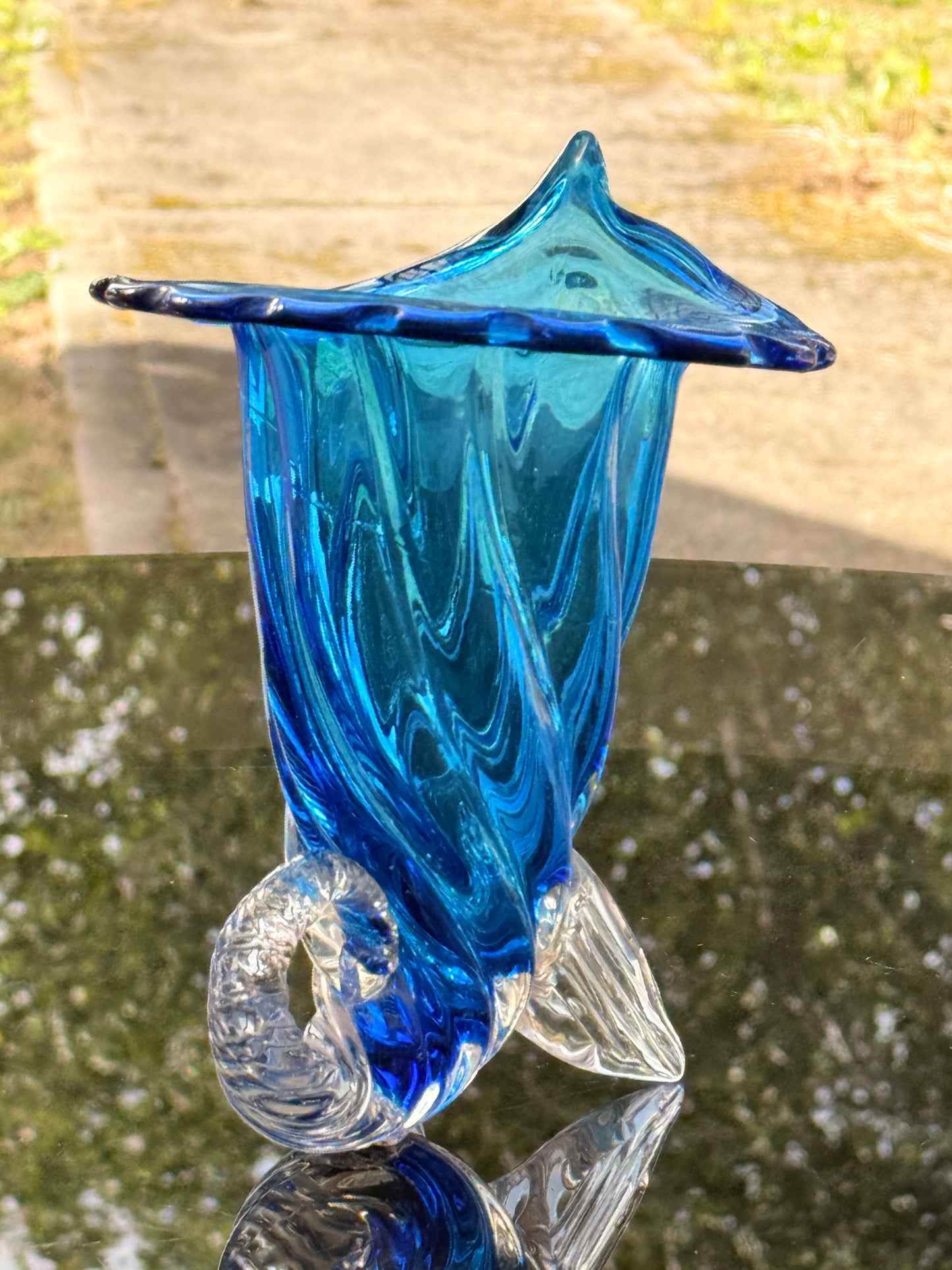 Exceptional Murano Glass Cornucopia Vase – Hand-Blown Italian Art Glass in Blue & Clear | Venetian Luxury Decor