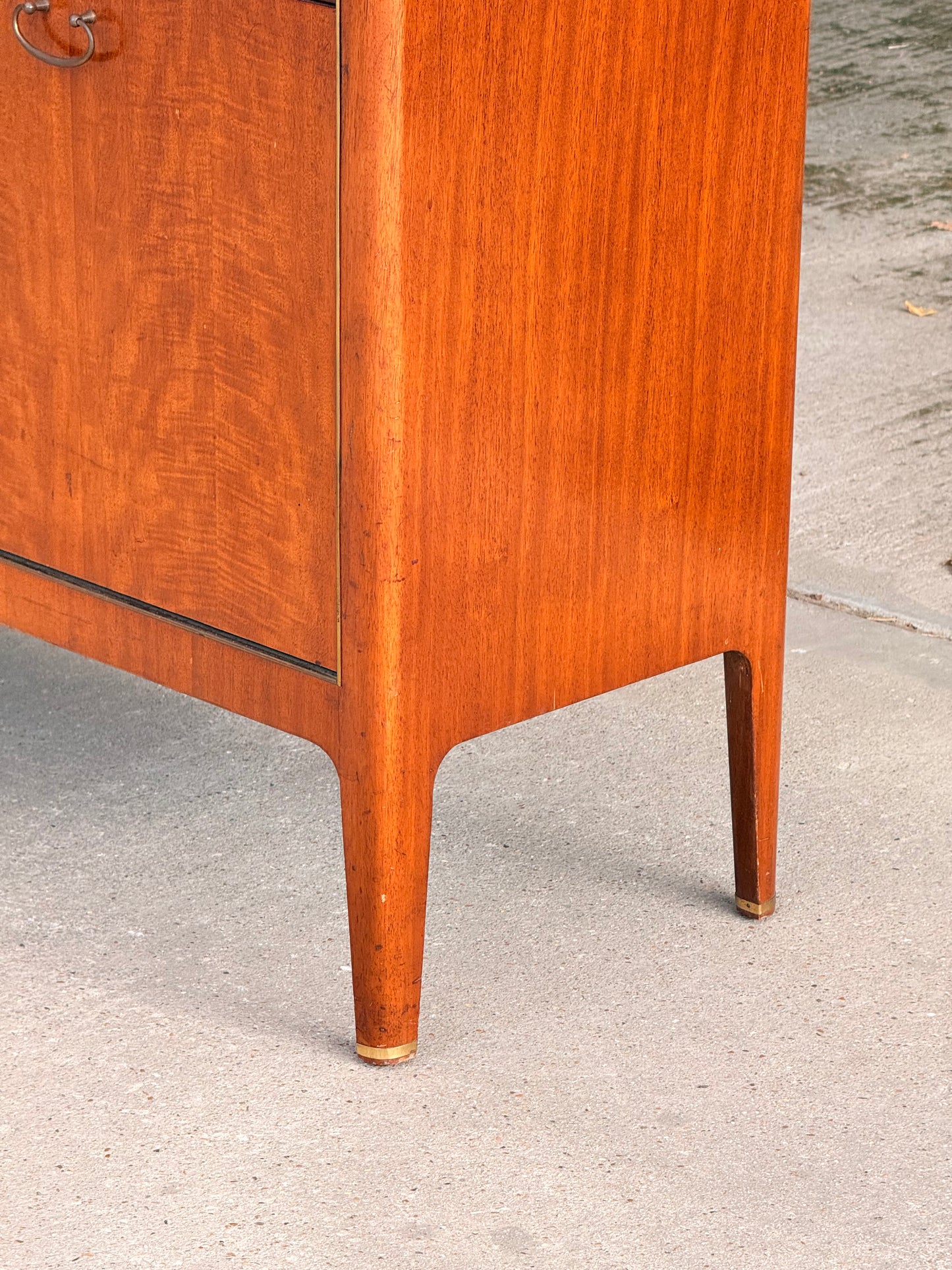 Grieves & Thomas Mid-Century Teak Buffet / Drinks Cabinet, c.1960s