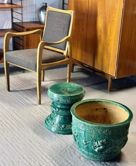 Chinese green glazed jardinière and pedestal shown separately