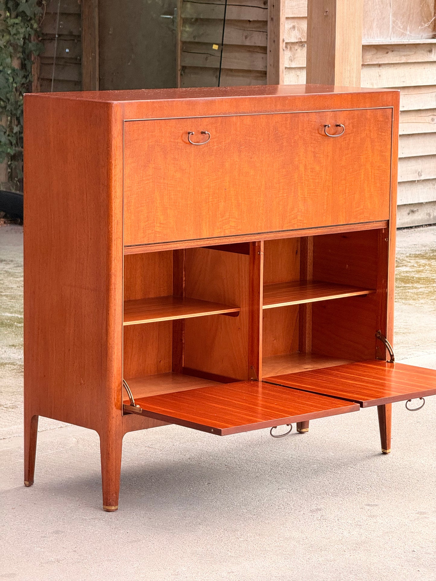 Grieves & Thomas Mid-Century Teak Buffet / Drinks Cabinet, c.1960s