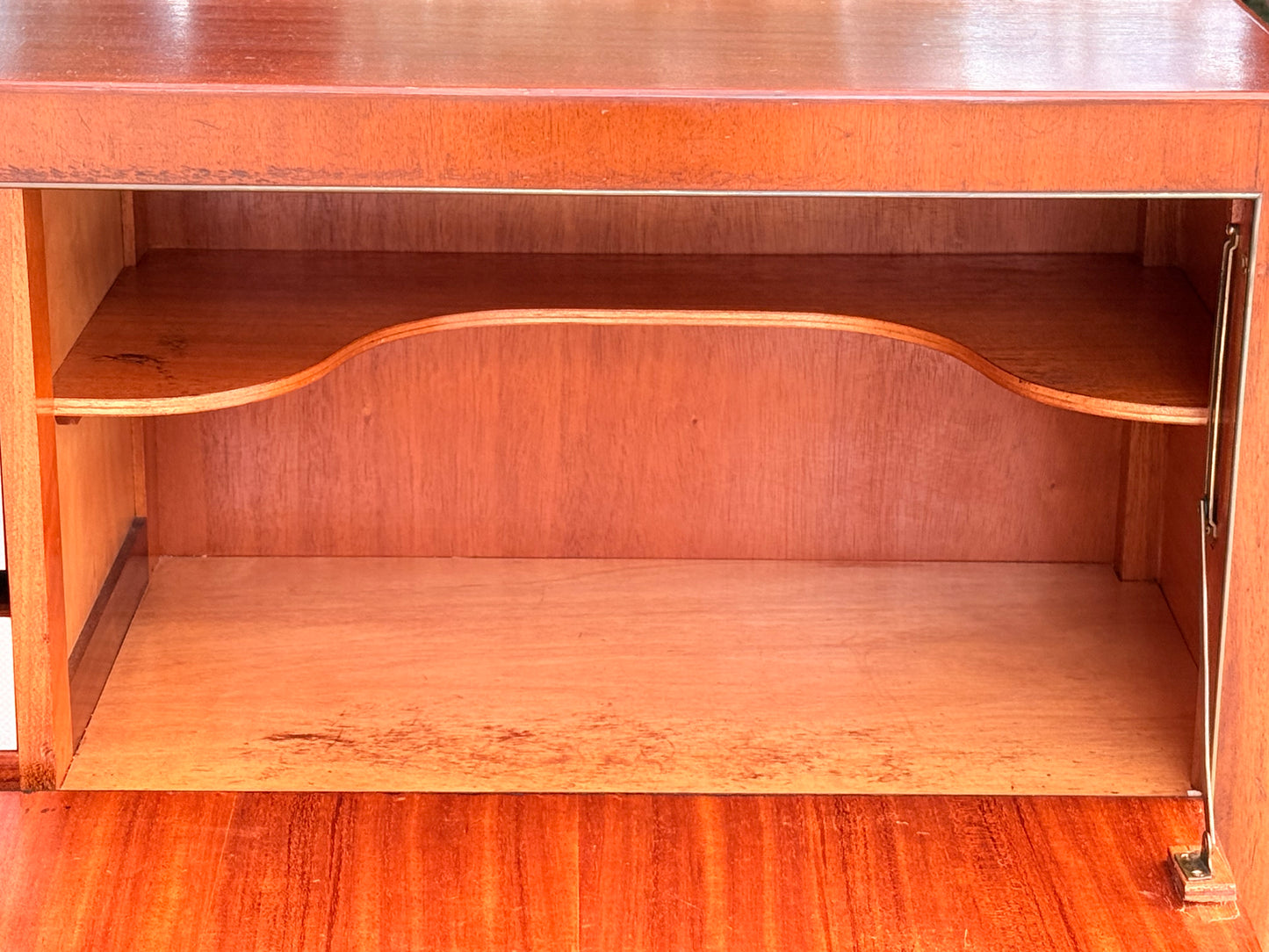 Grieves & Thomas Mid-Century Teak Buffet / Drinks Cabinet, c.1960s