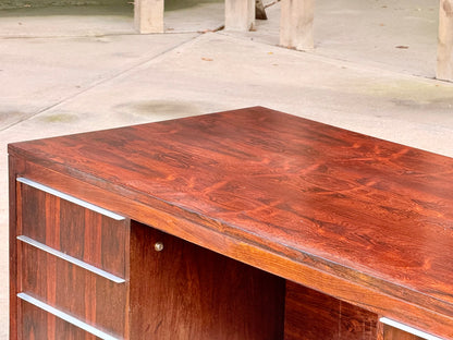 Large Mid Century Modern Danish Design Executive Desk Double Pedestal
