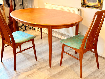 Mid Century Modern Danish Teak Extending Dining Table By Kai Kristiansen For Skovmand and Andersen