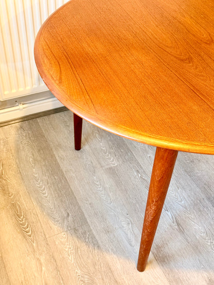 Mid Century Modern Danish Teak Extending Dining Table By Kai Kristiansen For Skovmand and Andersen