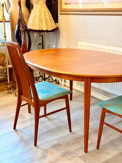 Mid Century Modern Danish Teak Extending Dining Table By Kai Kristiansen For Skovmand and Andersen