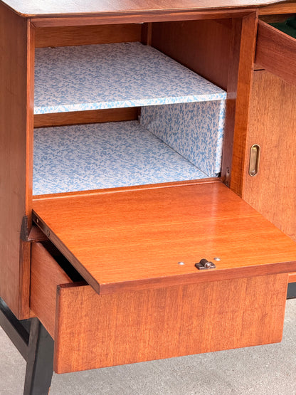 Beautility Mid-Century Teak Sideboard / Drinks Cabinet, c.1960s