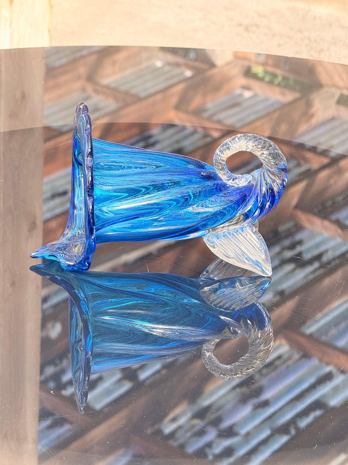 Exceptional Murano Glass Cornucopia Vase – Hand-Blown Italian Art Glass in Blue & Clear | Venetian Luxury Decor