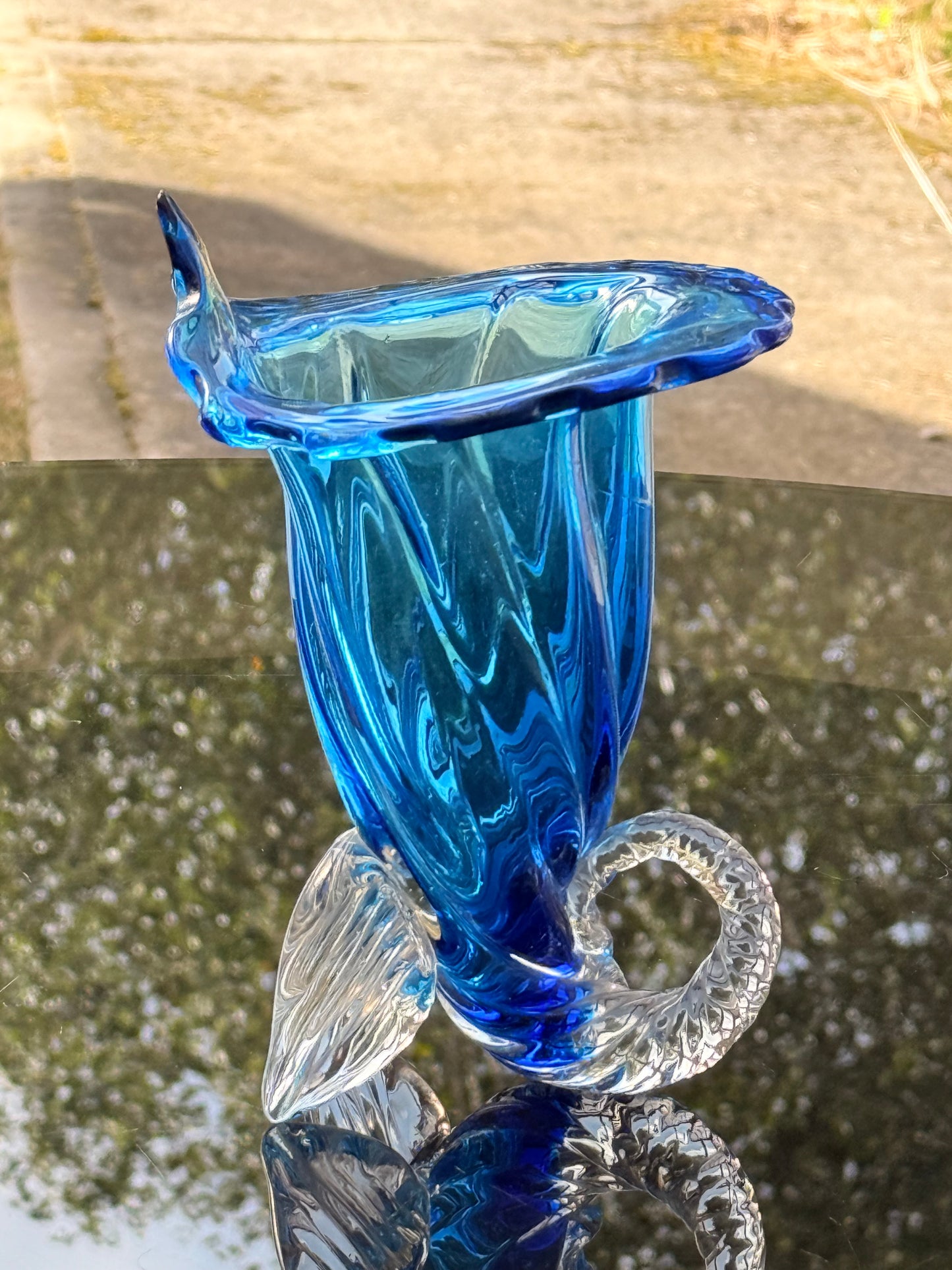 Exceptional Murano Glass Cornucopia Vase – Hand-Blown Italian Art Glass in Blue & Clear | Venetian Luxury Decor