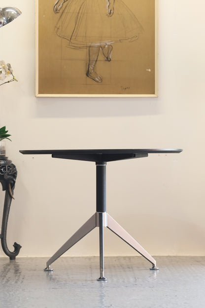 Nero Executive Circular Table - Anthracite