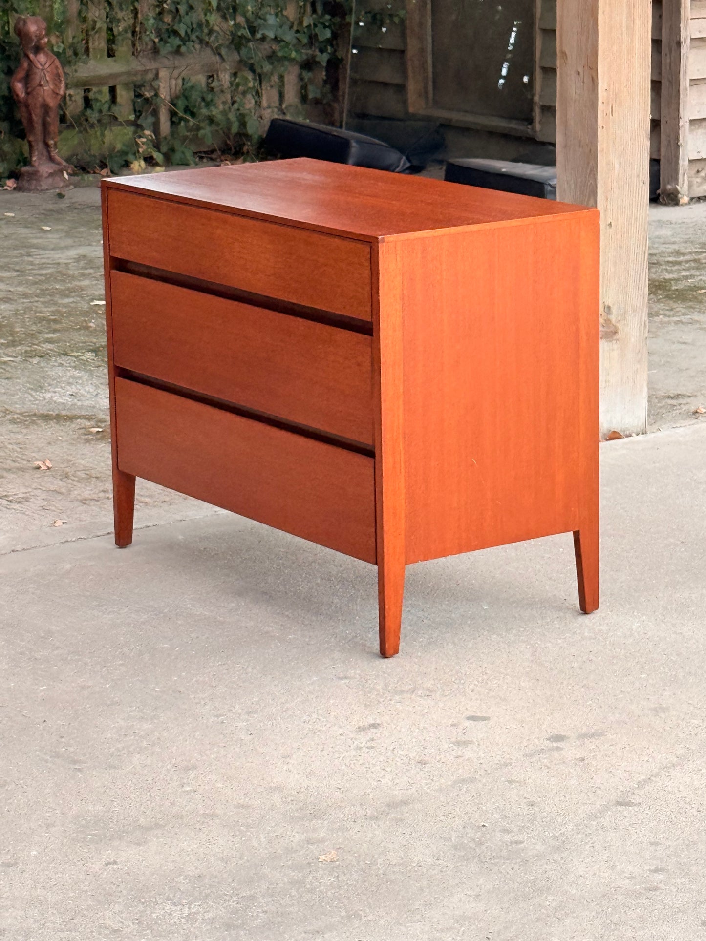 Loughborough Furniture Chest of Drawers England, c.1960s