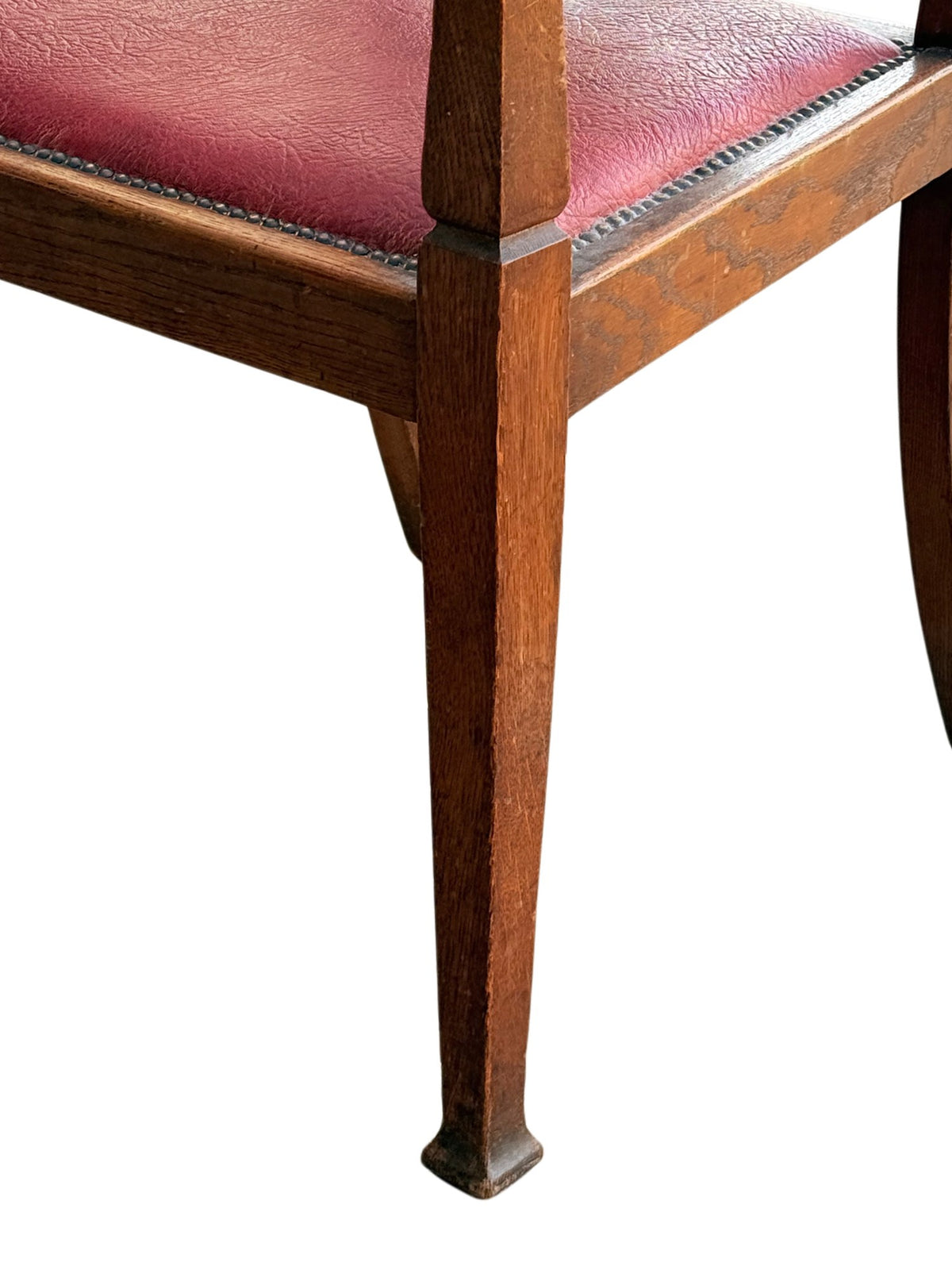 Detail of the square tapering oak legs ending in spade feet, Edwardian Arts & Crafts armchair