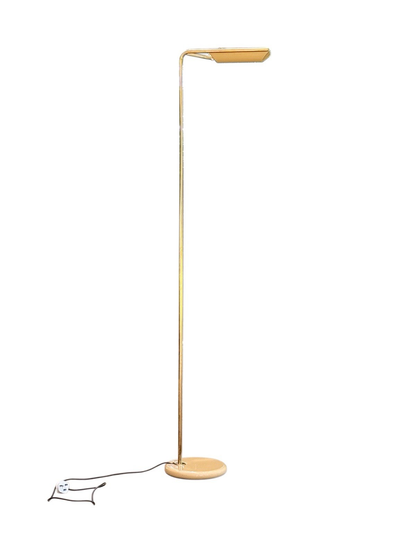 Bruno Gecchelin Piantana floor lamp for iGuzzini, full height studio view