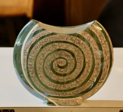 Costa Ceramiche Gandria moon vase, front view of spiral