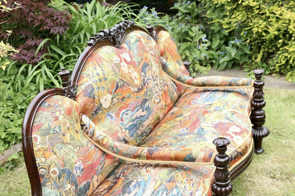 Victorian rosewood conversation seat, angled close view of seats