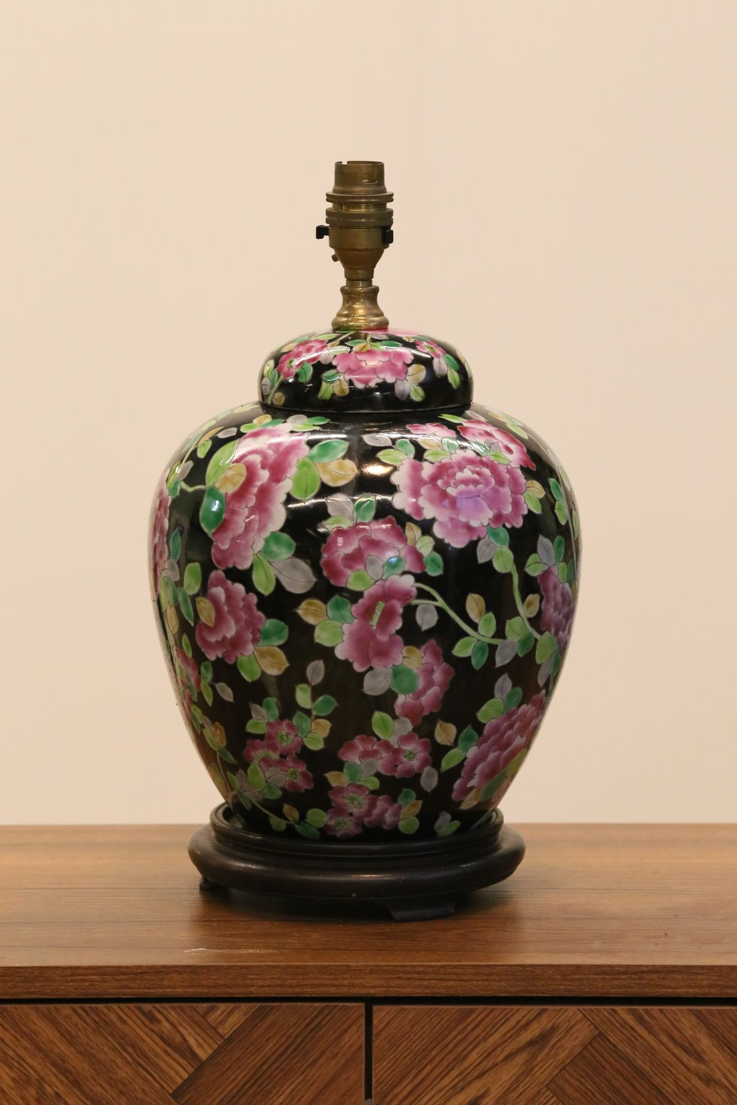 Chinese porcelain floral table lamp base, side view