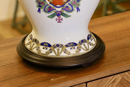 Close-up of the gilt border and turned wooden base, Chinese porcelain lamp