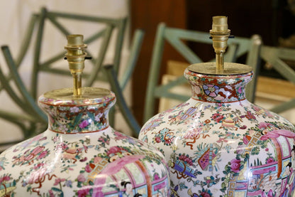 Close-up of the necks and brass fittings, pair of famille rose lamps