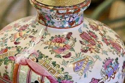 Close-up of shoulder decoration and Greek key border, famille rose lamp