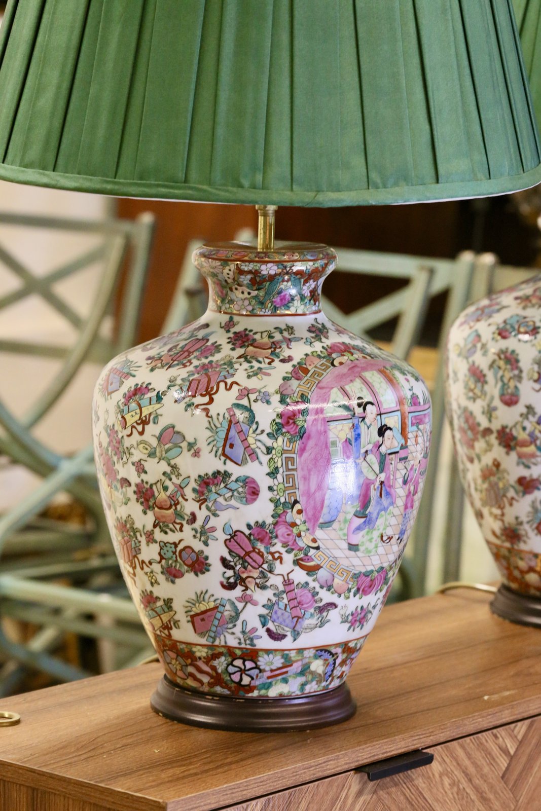Chinese famille rose porcelain table lamp with green shade, side view