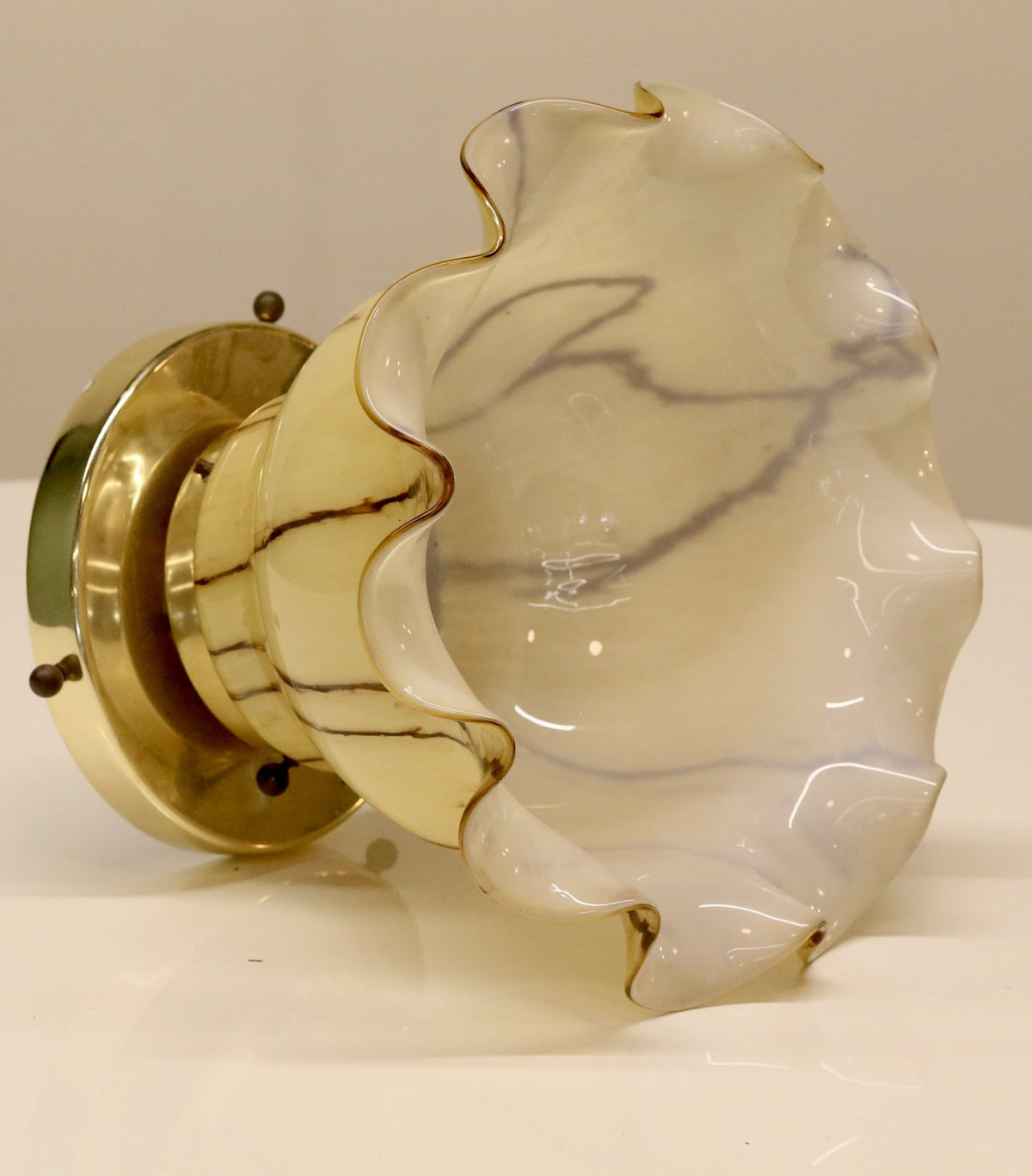 Peill & Putzler ruffled glass ceiling light, side view of shade and mount