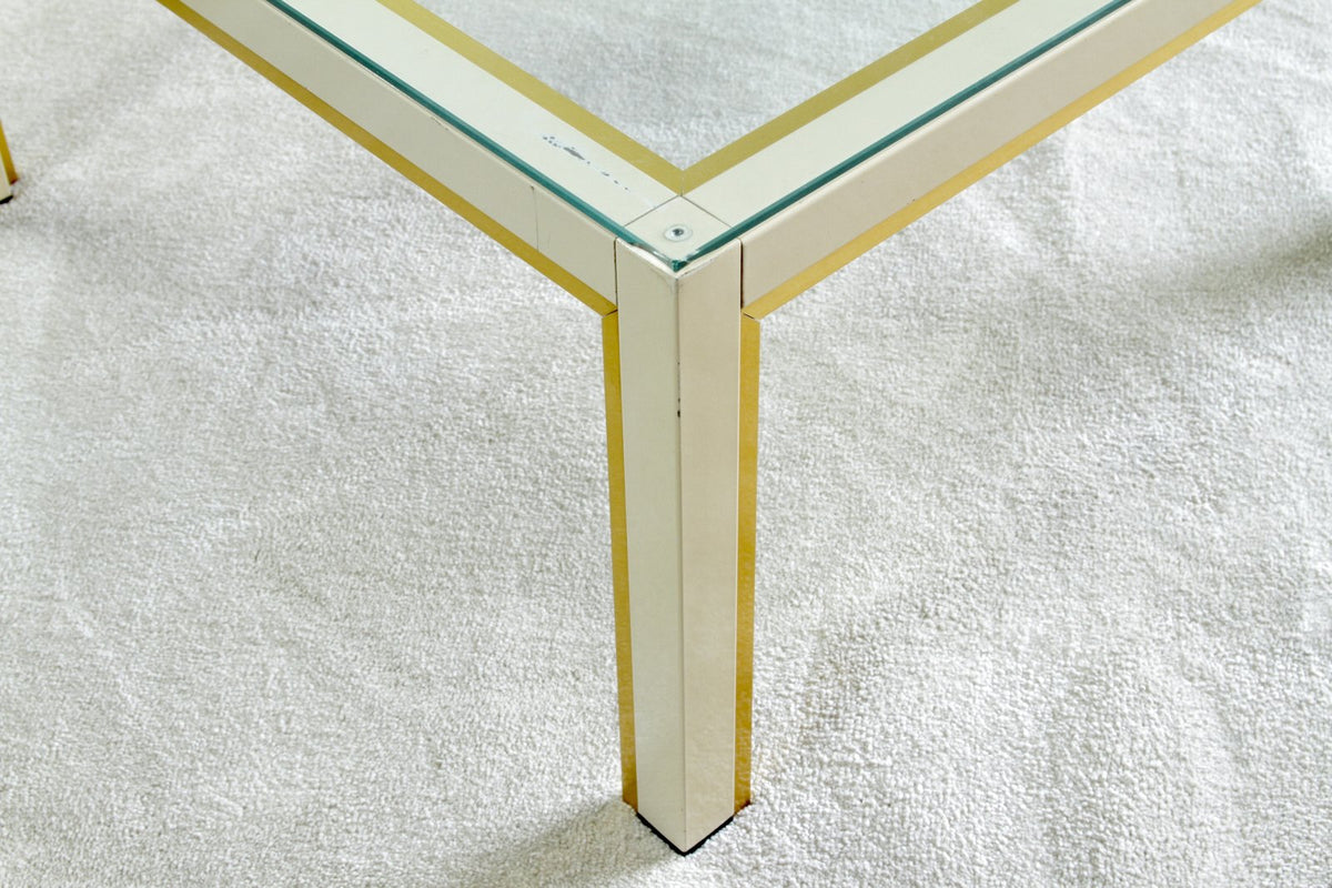 Close-up of cream lacquer and gilt corner leg, Renato Zevi table