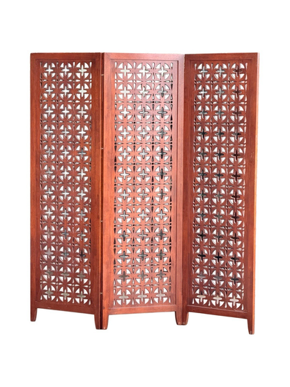 Mid-century solid teak three-panel pierced screen, c.1960s/70s, with repeating pierced geometric motifs