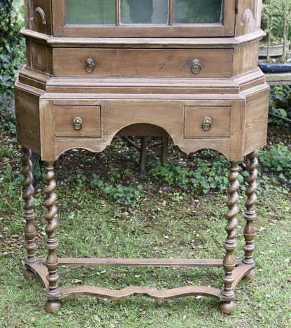 Close-up of drawers and barley twist legs on the pine stand
