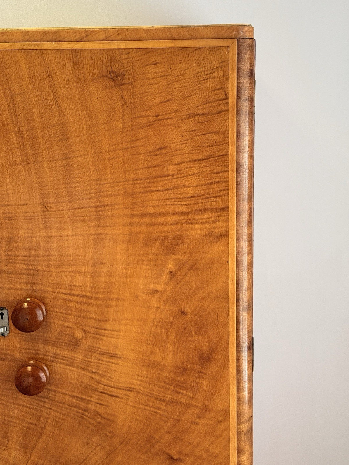Close-up of maple wardrobe door edge and banding